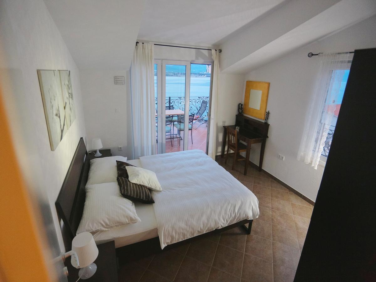 Apartment Nanito Трогир Экстерьер фото