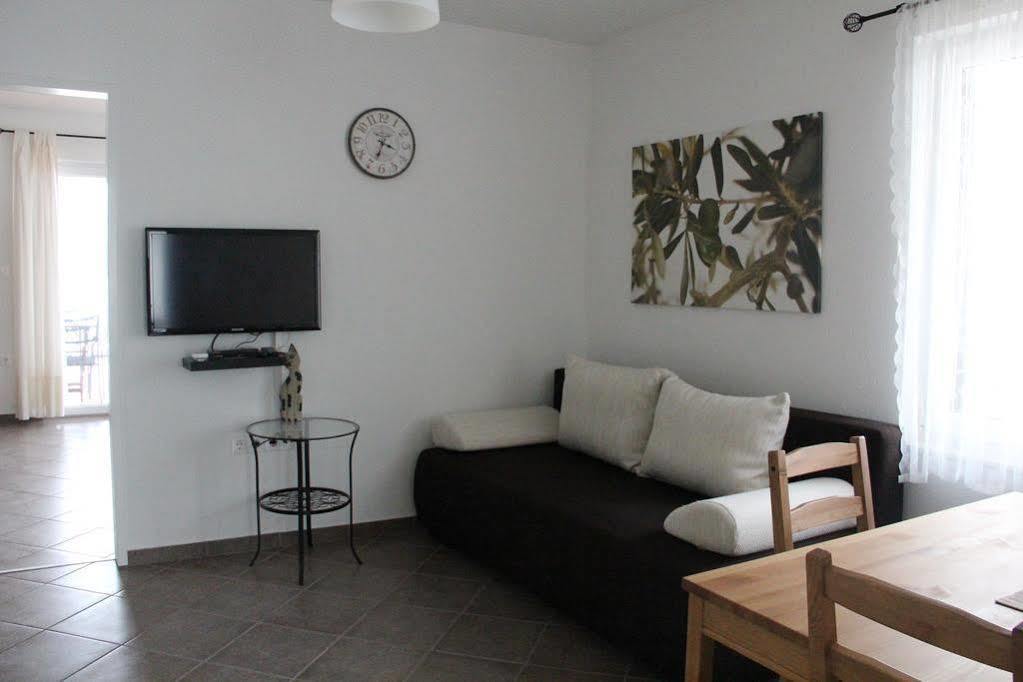Apartment Nanito Трогир Экстерьер фото